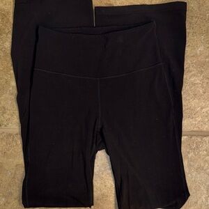 Lululemon Nulu Grove High Wasted Black flare plant.
